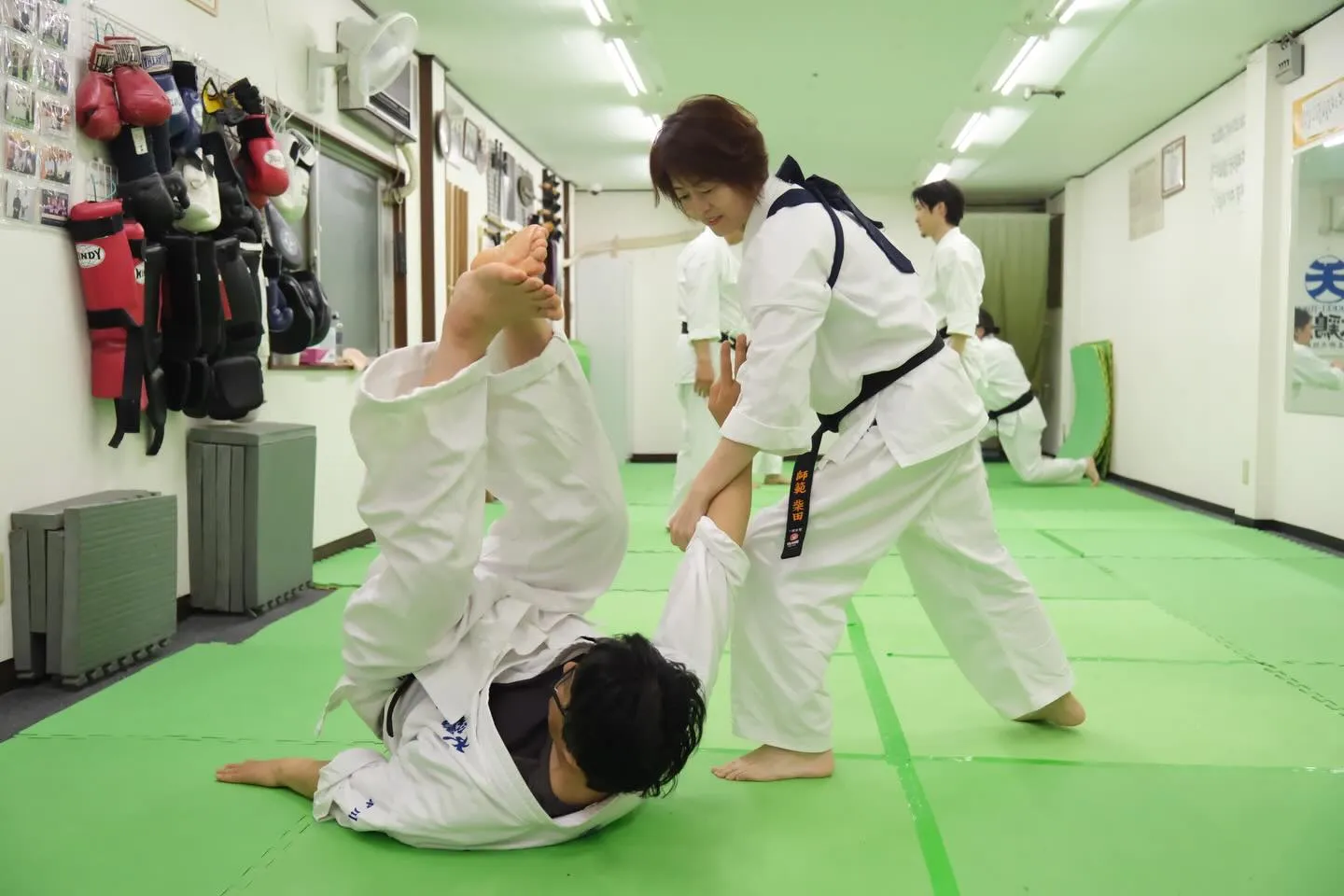 造幣局桜の通り抜けもあり、天満橋駅から道場までの道がにぎやか...